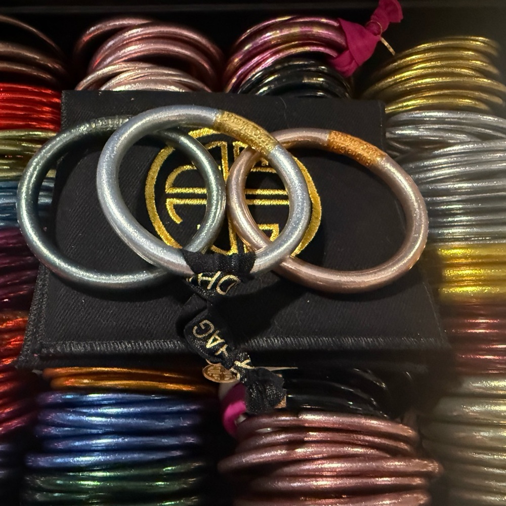 BuDhaGirl Tzubbie Bangle Set